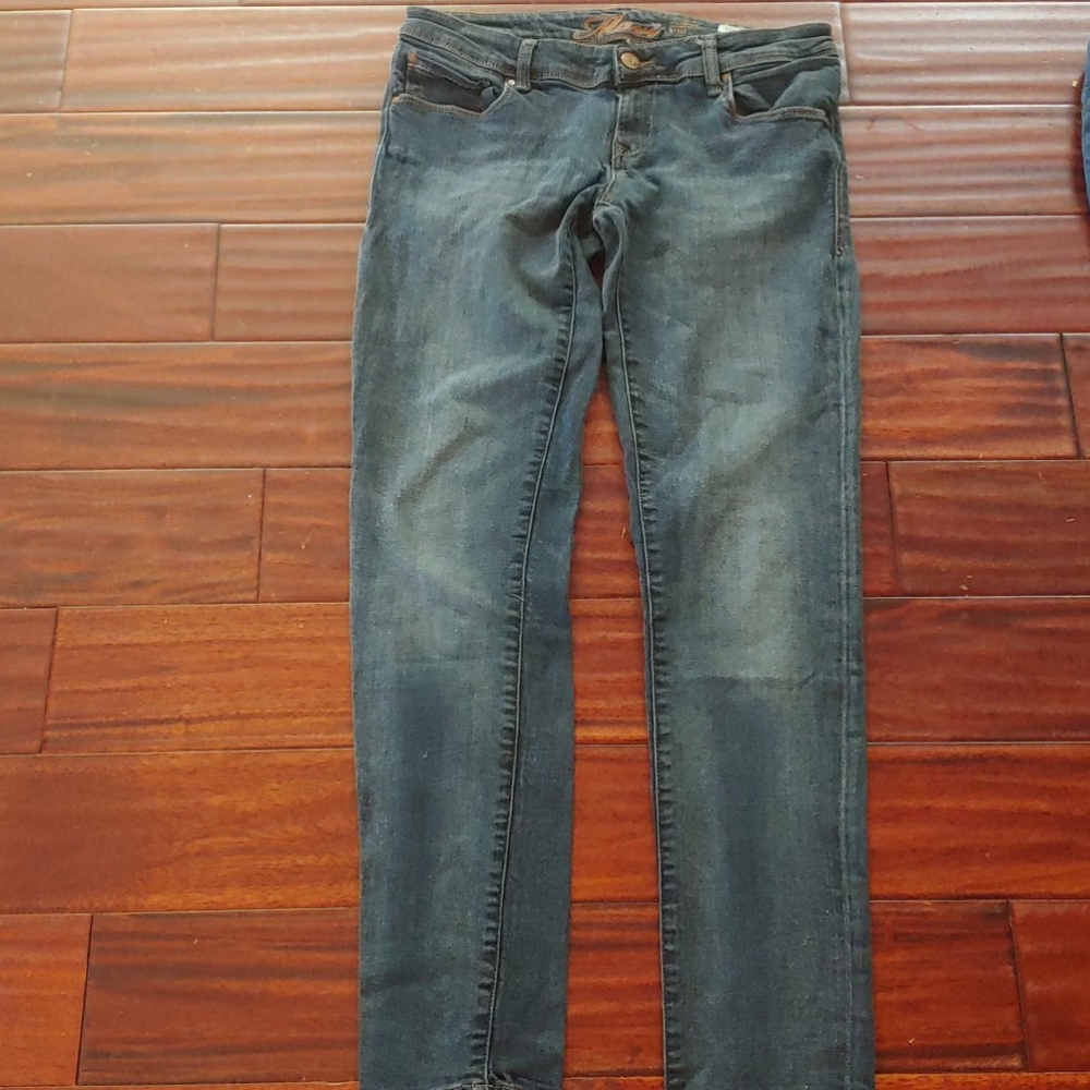 Womens skinny jeans